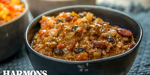 Fall Favorites: Chili and Dinner Rolls