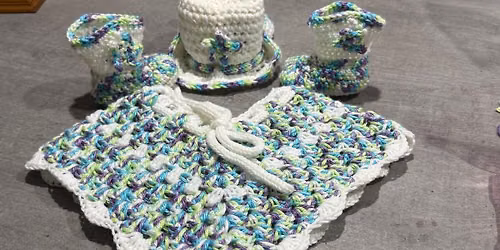 COFFEE, CAKE & CRE8TE - BEGINNERS CROCHET CLASS
