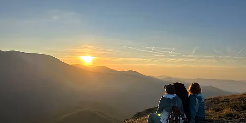 \u041f\u043e \u0441\u043b\u0435\u0434\u0438\u0442\u0435 \u043d\u0430 \u0441\u043b\u044a\u043d\u0446\u0435\u0442\u043e: \u041a\u0430\u043c\u0435\u043d\u0438\u0446\u0430, \u042e\u043c\u0440\u0443\u043a\u0430 \u0438 \u041a\u0430\u0432\u043b\u0430\u0434\u0430\u043d