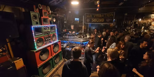 Reggae Under Masken \/\/ Bjarni