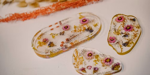 Epoxy resin art workshop