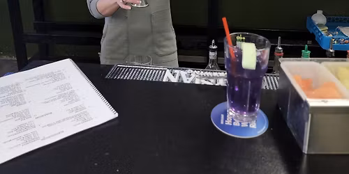 Bartending classes with job placement and certification 