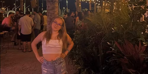 Quarter Auction to help Jeanette after Tragic accident . 