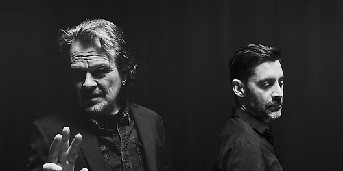 Pajan klubilla, Sir Elwood Duo