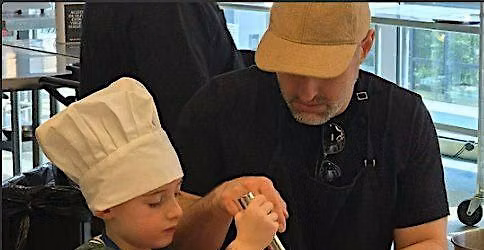 Mommy\/Daddy & Me: Superhero Snack Lab (Ages 4-7)