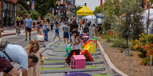 \u26bd\ud83e\udee7\u26f3 Bubbles, Fairways & FUTBOL is coming to Downtown Park Bellevue!
