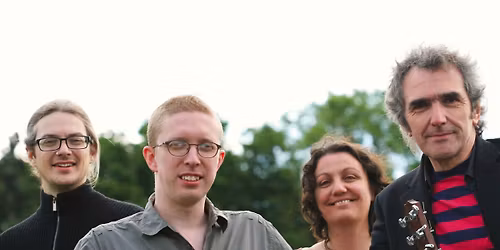 JEZ LOWE & THE BAD PENNIES