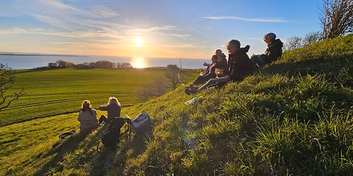 Vin og Vandring, Dragsholm Slot og Vejrh\u00f8j, 9 km.