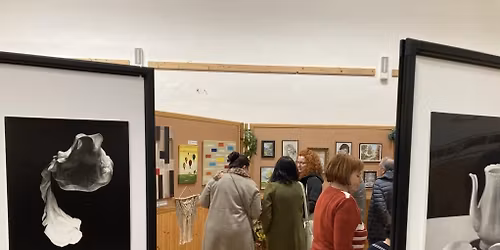 V\u00fdstava region\u00e1ln\u00edch tv\u016frc\u016f