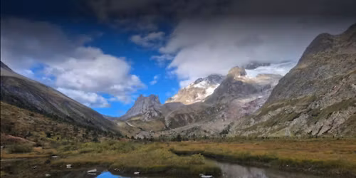 Iconic Alps: Tour Du Mont Blanc Complete Guided - Singapore Departure