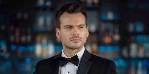 The Extraordinary Card Magic of Jason Ladanye