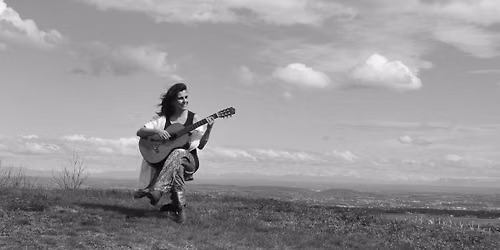 Lilith Guegamian, Solo guitare - Musique du monde