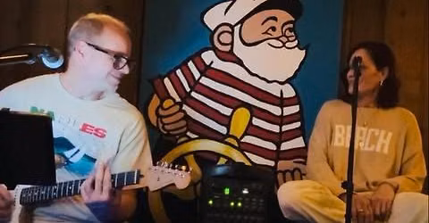 Poor Pluto Live @ Captain's Inn Restaurant Lounge
