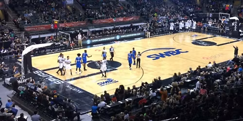 Parking South Bay Lakers at Austin Spurs