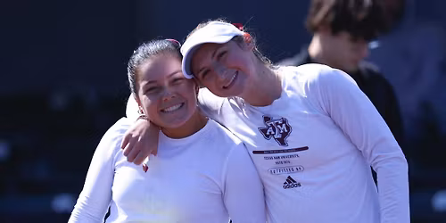 Parking Georgia Bulldogs at Texas A&M Aggies Womens Volleyball