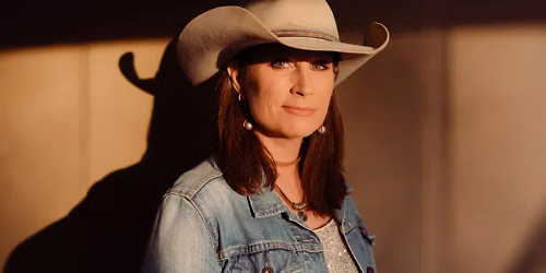 Terri Clark in Dekalb