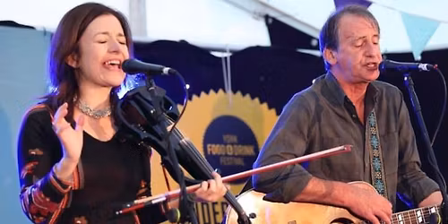 Smith & Wallace at the Snickleway Inn York