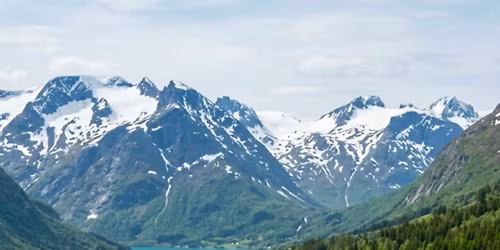 Vi drar p\u00e5 tur i vakre Telemark.