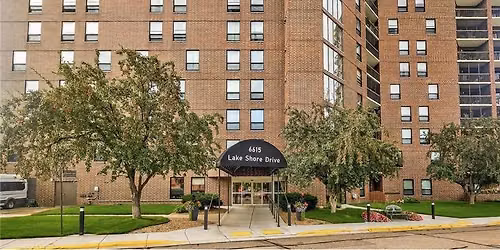Concert at Lake Shore Drive Condominiums