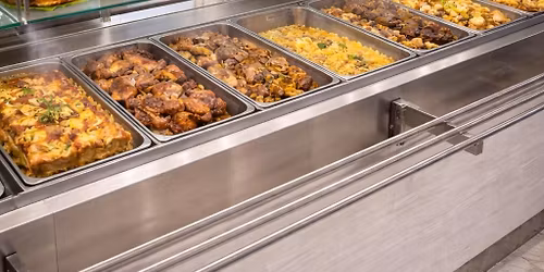 \u0423\u043a\u0440\u0430\u0438\u043d\u0441\u043a\u0438 \u0431\u0440\u044a\u043d\u0447 \u0432 \u201e\u041a\u0443\u0445\u043d\u044f \u043d\u0430 \u0414\u0440\u0443\u0436\u0431\u0430\u0442\u0430\u201c.