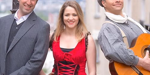 Vivez une exp\u00e9rience inoubliable avec une visite th\u00e9\u00e2tralis\u00e9e de Montmartre !