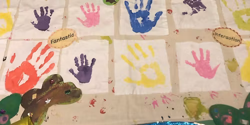Arty Tots get messy with their Grandparents