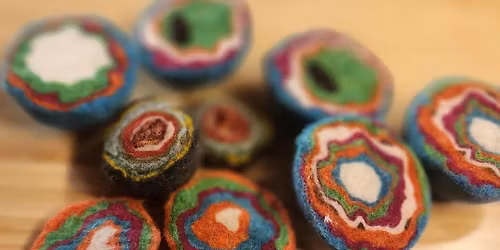 Let's Make a Geode out of Wool