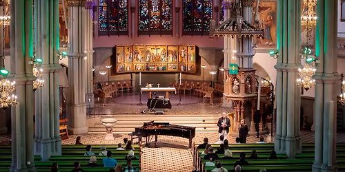 Ukrainsk kv\u00e4llskonsert f\u00f6r livet