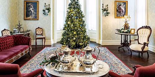 Crafts-mas at The Mansion Series--Vintage Holiday Card Making