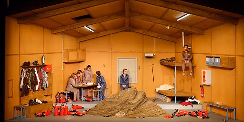 Le Sommet \u2022 Christoph Marthaler