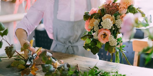 How to make a wedding bouquet