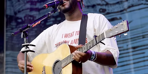 Myles Smith with Hazlett