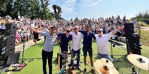 Live at the Town Gardens Bowl
