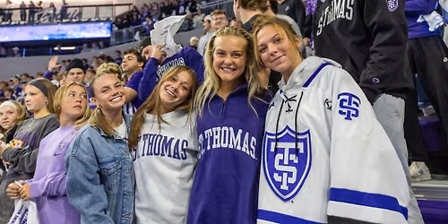 St Thomas Tommies at Minnesota Golden Gophers Womens Volleyball at Maturi Pavilion