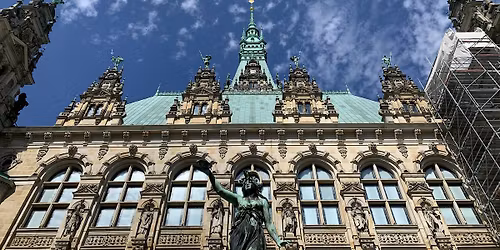 F\u00fchrung "Vom Rathaus in die Speicherstadt"