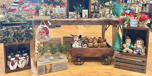 Christmas at Elrod Acres Cracker House