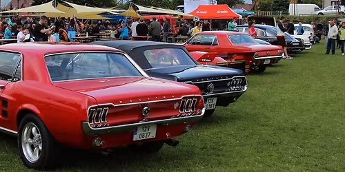 XVI. SRAZ VETER\u00c1N\u016e, MUSTANG\u016e a US CARS 2026