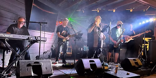 Houlihan's Sunday Music Series with CURTIS AND THE SHAKERZ