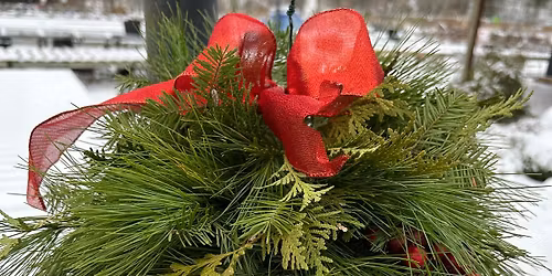 Workshop - Fresh Greens Kissing Ball