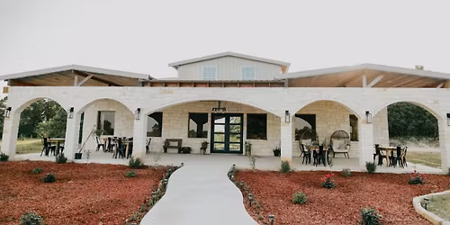 Live music by Swinghouse!