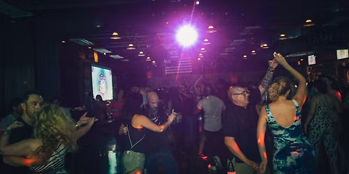 SALSA BRAVA \\|\/ FRIDAY NIGHT PARTY \\|\/ UPTOWN VFW