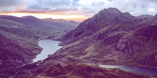 Y Garn sunrsie hike - Saturday 9th May (early morning)