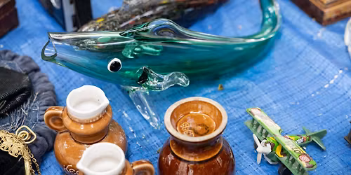 Dobr\u00e1 karma - \u0159\u00edjnov\u00fd ble\u0161\u00ed trh na Jaro\u0161ce