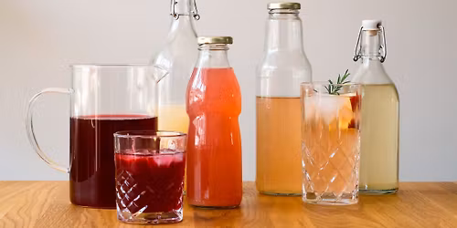 V\u00edzikefir Workshop \u2013 K\u00e9sz\u00edts otthon \u00e9l\u0151, t\u00e1pl\u00e1l\u00f3 italokat! \ud83c\udf3f