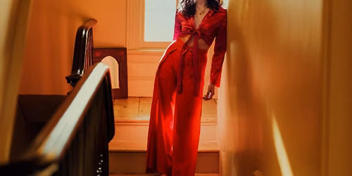 Hannah Cohen - Singer