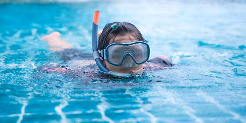 Girls Only Snorkelling Lessons