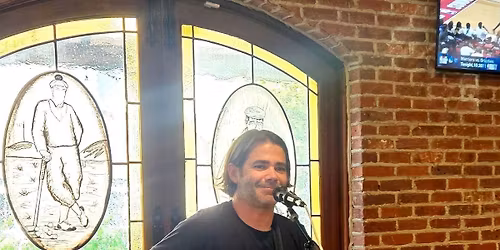 Dustin Yager @ Ed's Tavern LKN(12\/23)