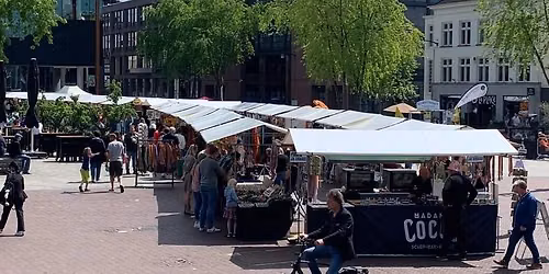 Zeldzaam Mooi event Wilhelminaplein in Leeuwarden