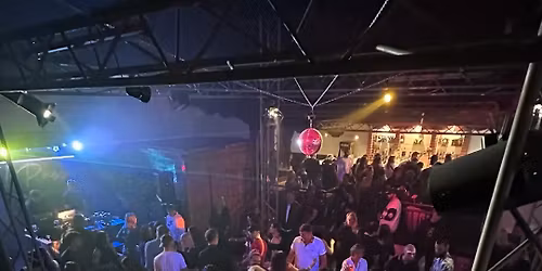 Diskot\u00e9ka 80. a 90.let a\u017e po sou\u010dasnost DJ Max a DJ Broulick