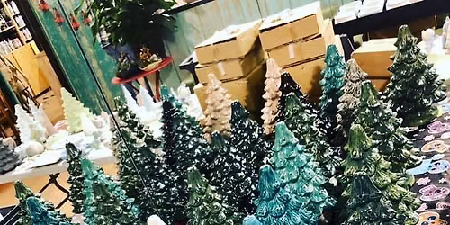 Vintage Christmas Tree Night!